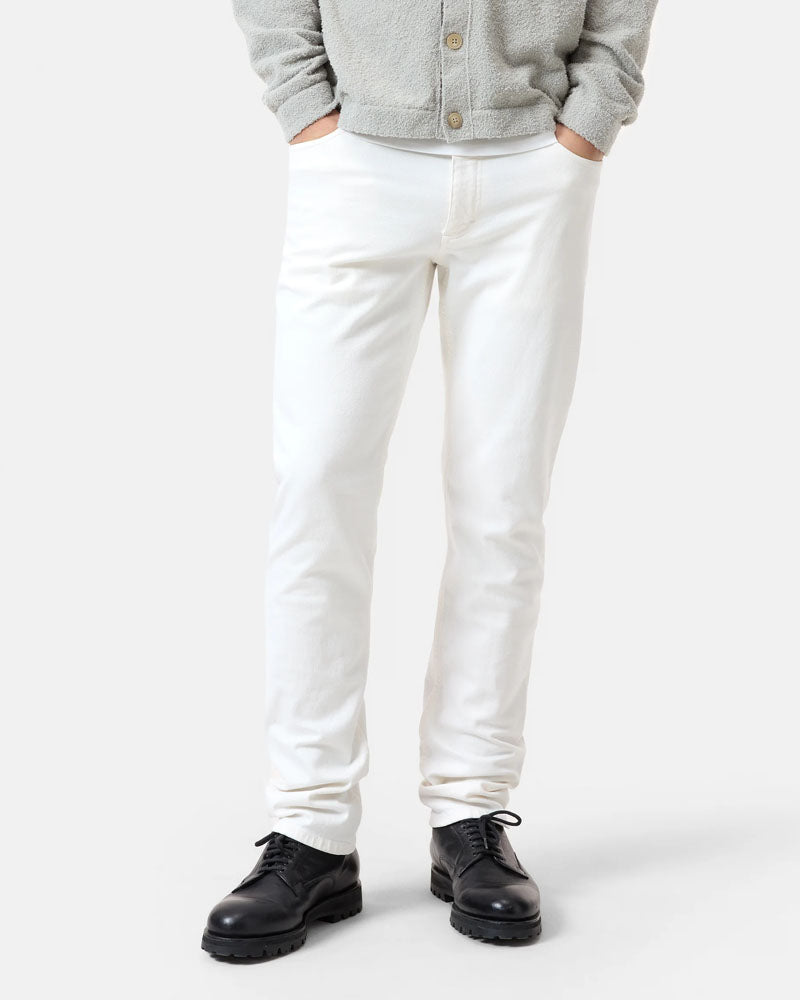 Jean closed