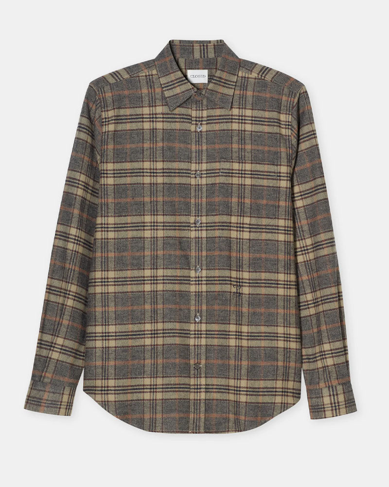 Chemise closed