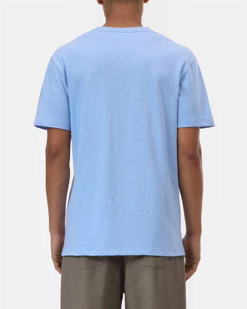 Tee shirt closed
