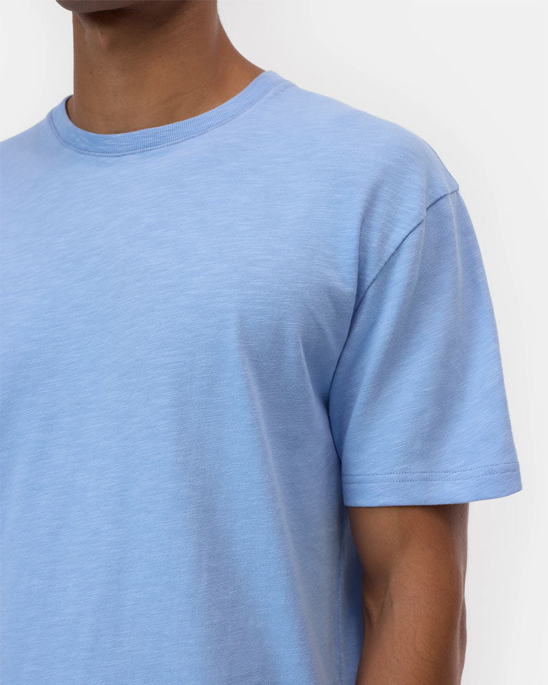 Tee shirt closed