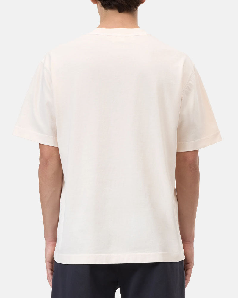 Tee shirt closed