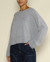 Pull closed women