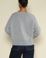 Pull closed women