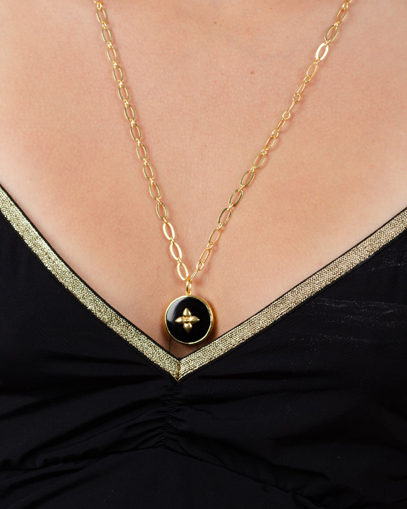 Collier cabirol