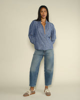 Blouse chambray start with gratitude