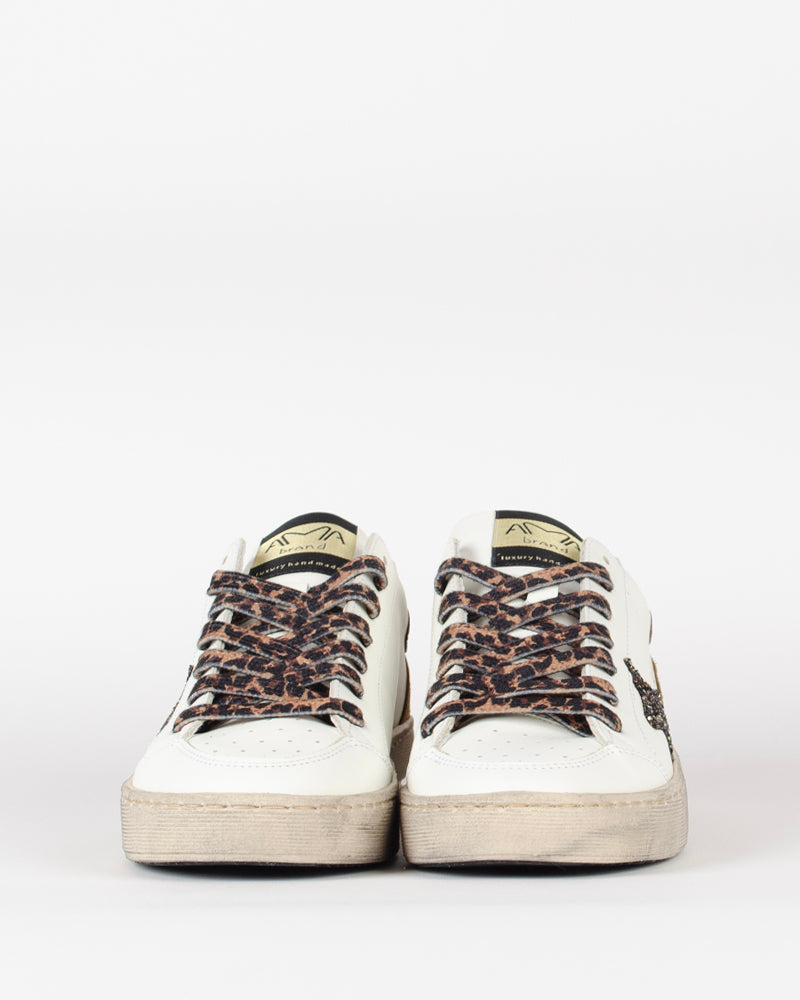 Baskets ama brand women