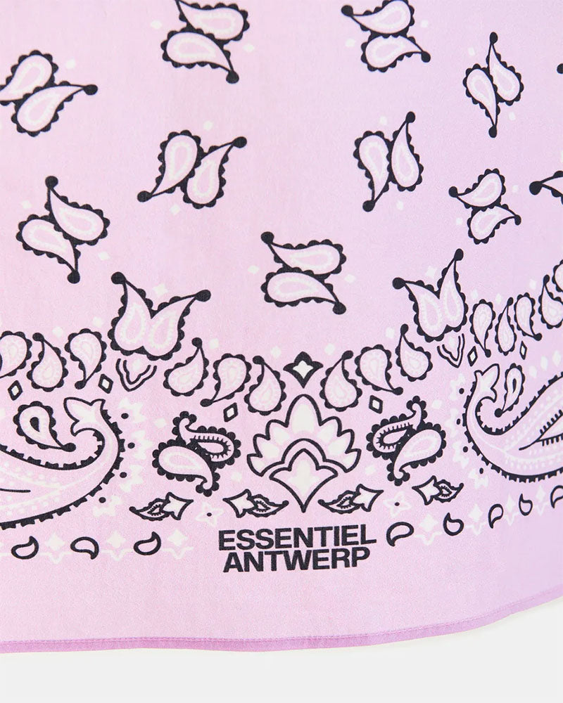 Foulard essentiel