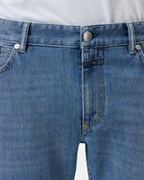 Jean closed